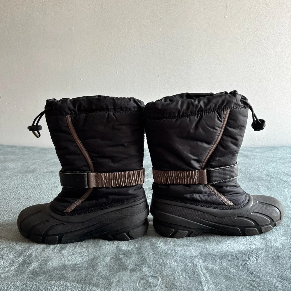 Sorel Youth Flurry Winter Boots Black Gray Size 3 US Waterproof Insulated Unisex